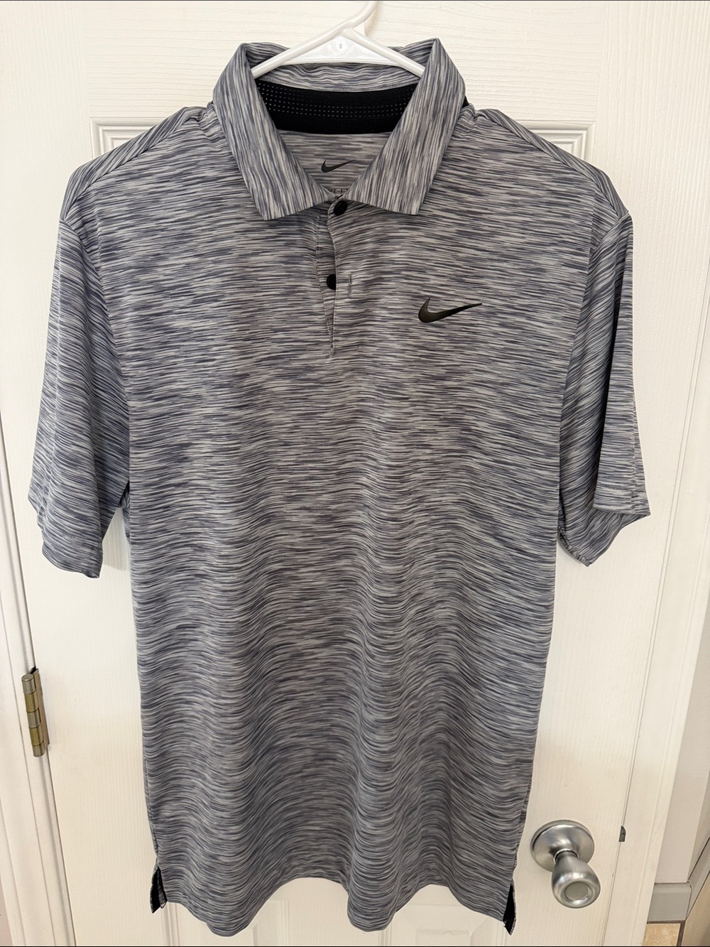 Nike Men’s Heather Grey Space-Dye Polo with Black Swoosh